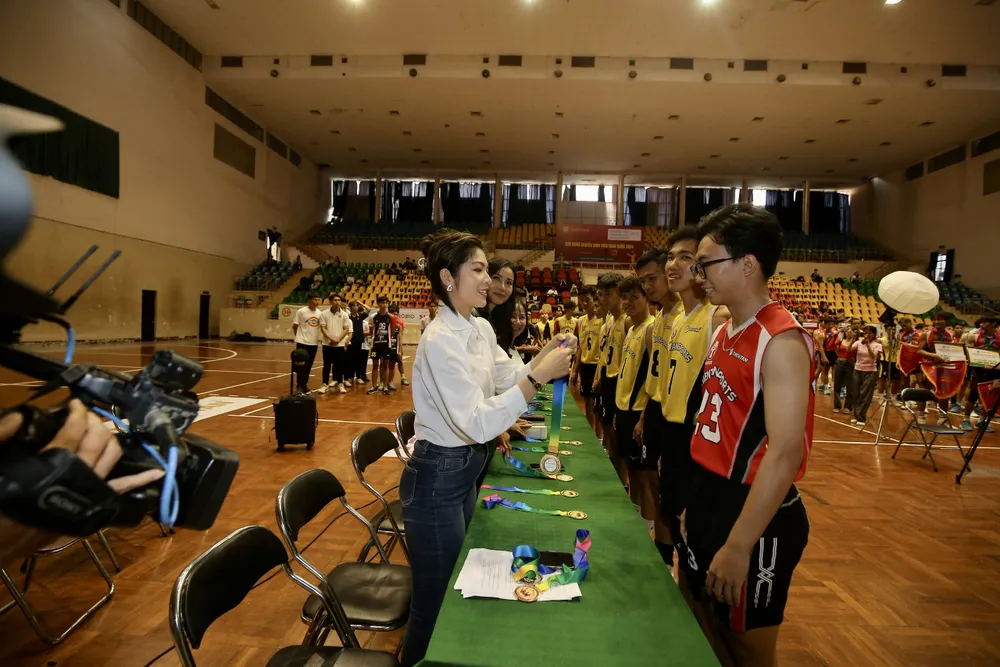 bat-ngo-nha-vo-dich-thien-tan-championship-2024 (4).jpg