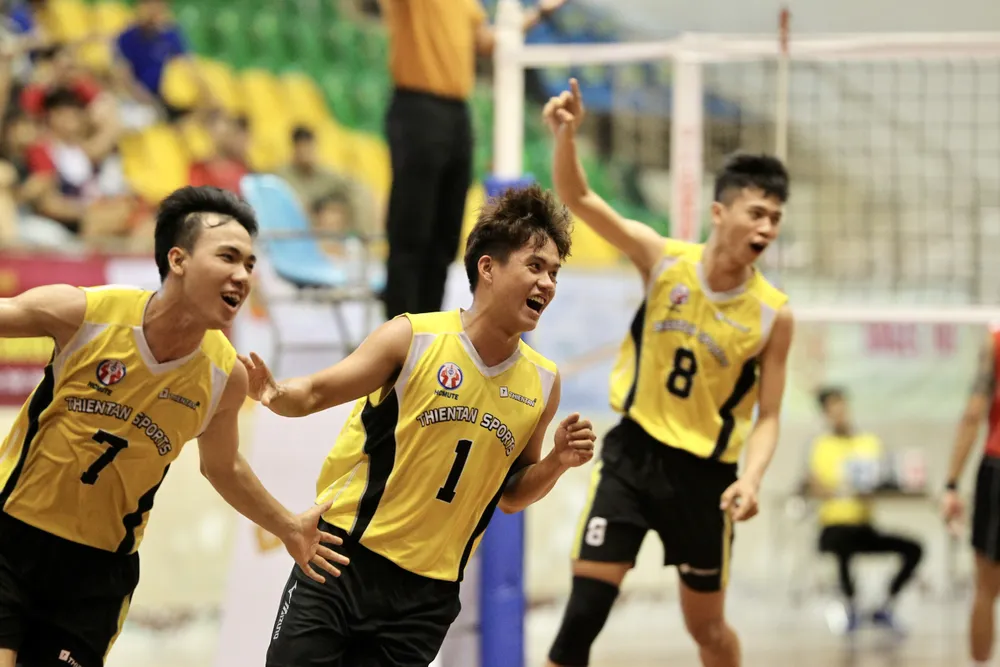 bat-ngo-nha-vo-dich-thien-tan-championship-2024 (5).jpg