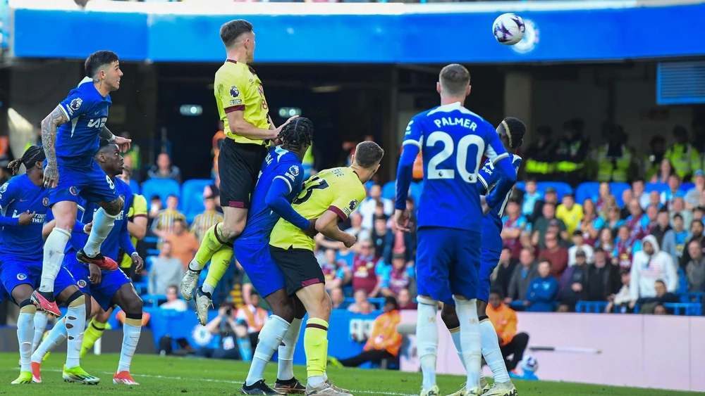 chelsea-hoa-tham-hai-hlv-pochettino-noi-loi-cay-dang (2).jpg