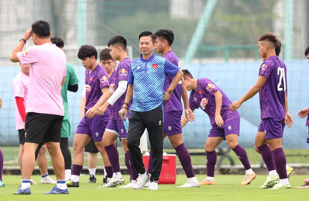 HLV Hoàng Anh Tuấn tin tưởng đội tuyển U-23 Việt Nam sẽ giành kết quả tốt đẹp ở giải châu Á. Ảnh: AN. HLV Hoàng Anh Tuấn