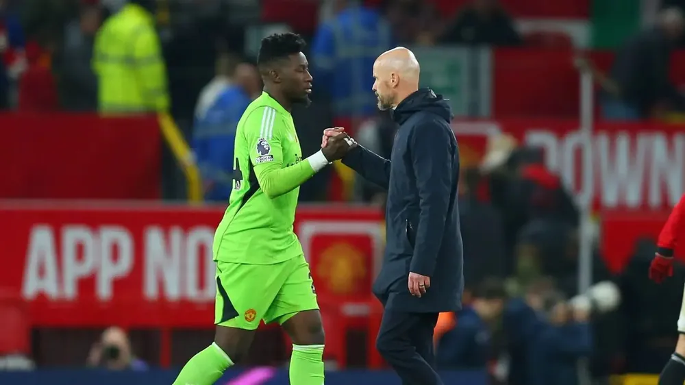 Thầy trò Ten Hag đang gánh chịu sức ép lớn với nguy cơ trắng tay ở mùa giải này. Ảnh: GETTY. Ten Hag