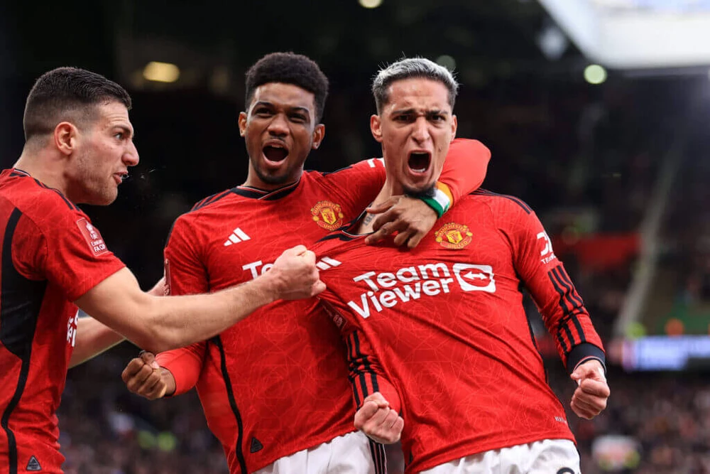 Ngôi sao người Brazil bị chê là chỉ xứng tầm đá hạng Nhì. Ảnh: GETTY. sao-man-united-khong-biet-xau-ho (2).jpg