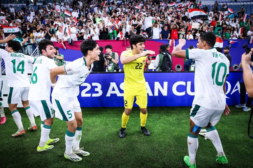 U-23 Iraq từng vô địch năm 2013 và bây giờ họ lại giành vé chơi bán kết giải U-23 châu Á gặp đối thủ lớn U-23 Nhật Bản. Annh3: AN. u-23-viet-nam-dung-cuoc-choi-vi-phat-den-va-the-do (2).jpg