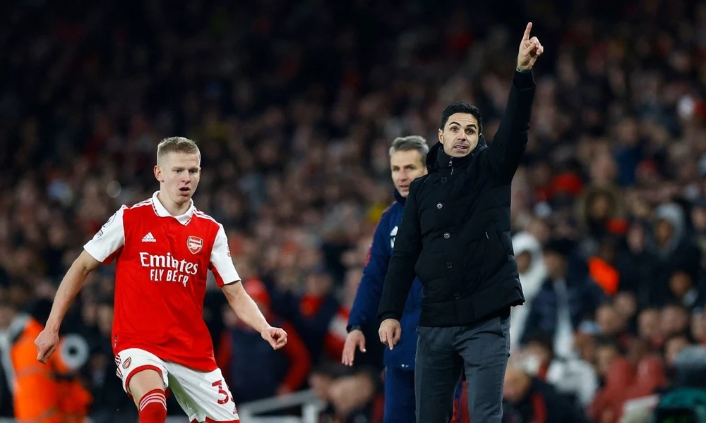 hlv-arteta-tiet-lo-loi-khuyen-cua-wenger-cho-ngoi-vo-dich-cua-arsenal (2).jpg