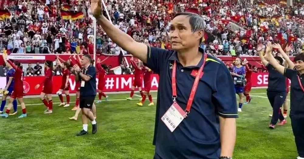 HLV Mai Đức Chung đã chia tay tuyển nữ Việt Nam sau World Cup và SEA Games đã bất ngờ tái xuất với bản hợp đồng hơn một năm rưỡi. Ảnh: AN. Mai Đức Chung