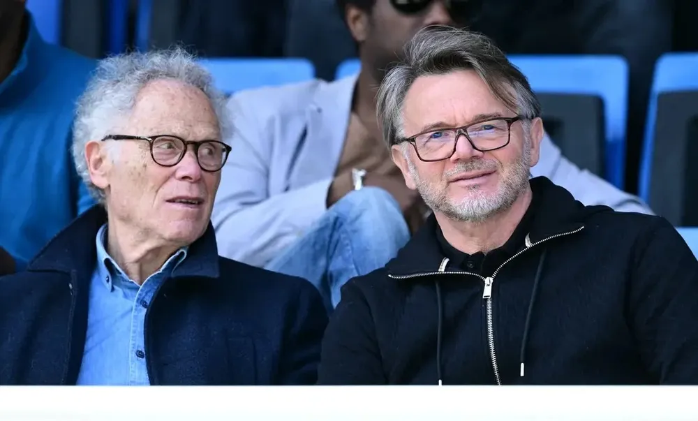 HLV Troussier có mặt trên khán đài xem trận play off của U-23 Indonesia khiến rộ lên tin đồn ông thầy người Pháp làm Giám đốc kỹ thuật cho làng bóng Indonesia. Ảnh: AN. indonesia-khong-moi-hlv-troussier (4).jpg