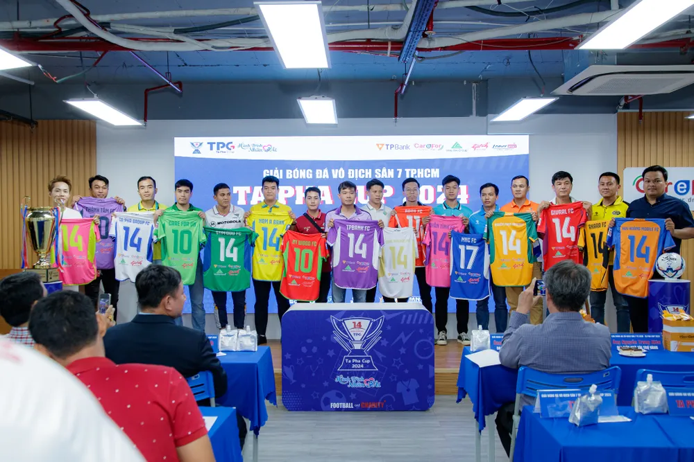 16 đội bóng có "số má" của làng "phủi" TP.HCM góp mặt ở cuộc chơi giàu ý nghĩa. san-choi-nho-y-nghia-lon-o-ta-pha-cup-2024 (3).jpg