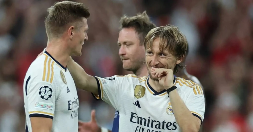 Toni Kroos và lão tướng Modric bị chê là không xuất sắc nhất so với những đồng nghiệp đá cùng vị trí. Ảnh: GETTY. Real Madrid