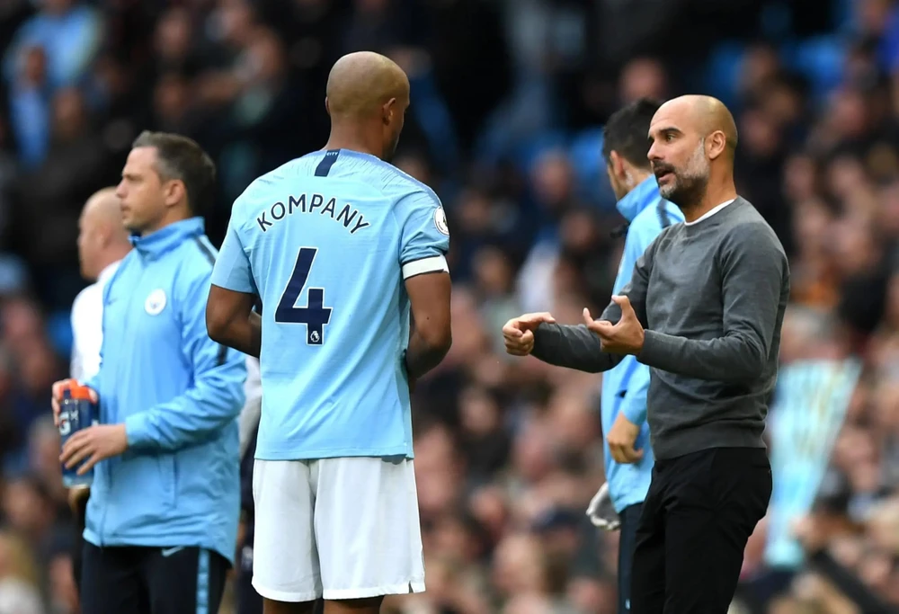 Pep hiểu rất rõ người học trò cũ của mình trong màu áo Man City. Ảnh: GETTY. pep-guardiola-bi-mat-hien-ke-cho-bayern-mua-hlv-kompany (3).jpg