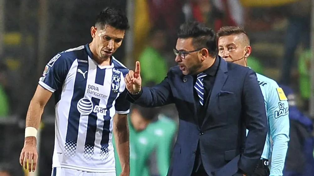 HLV Antonio Mohamed cho rằng Haaland không phải là siêu sao và không đánh giá cao như chân sút Alvarez. Ảnh: GETTY. Haaland không phải là siêu sao