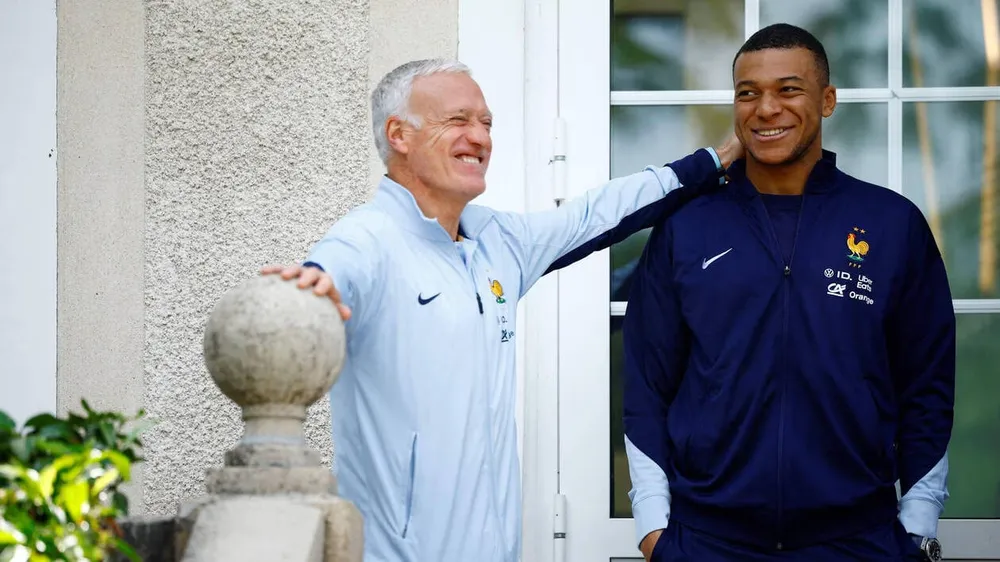 HLV Deschamps không lo lắng đội tuyển Pháp phung phí cơ hội khi có ngôi sao Mbappe trở lại đội hình. Ảnh: GETTY. đội tuyển Pháp