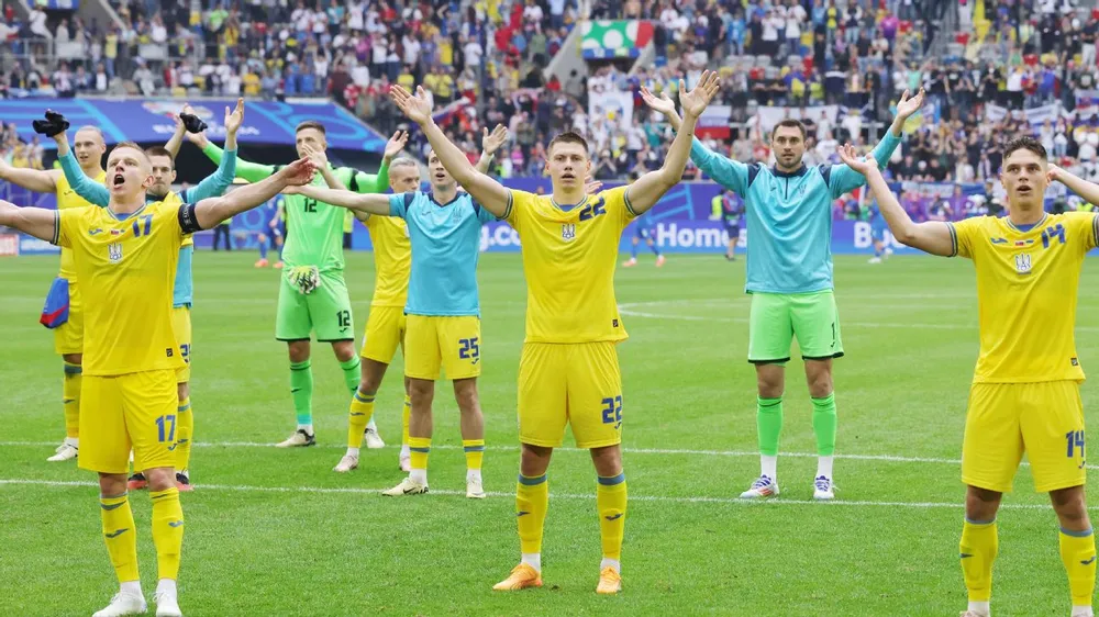Các học trò HLV Rebrov không muốn làm người đến sau ở vòng loại trực tiếp Euro 2024. Ảnh: GETTY. doi-tuyen-bi-trong-cuoc-dua-ky-la-cuoi-cung-voi-ukraine (5).jpg