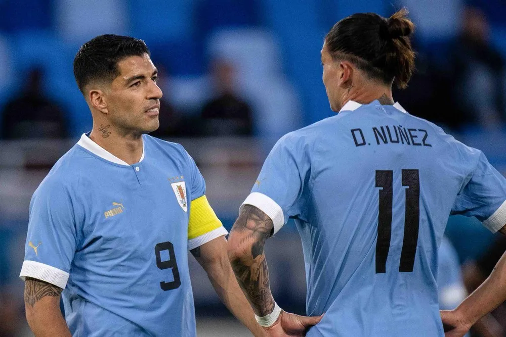 Đội trưởng Suarez có thể ra sân giúp đồng đội Nunez như hổ mọc thêm cánh. Ảnh: GETTY. doi-tuyen-uruguay-de-nghien-nat-bolivia (1).jpeg