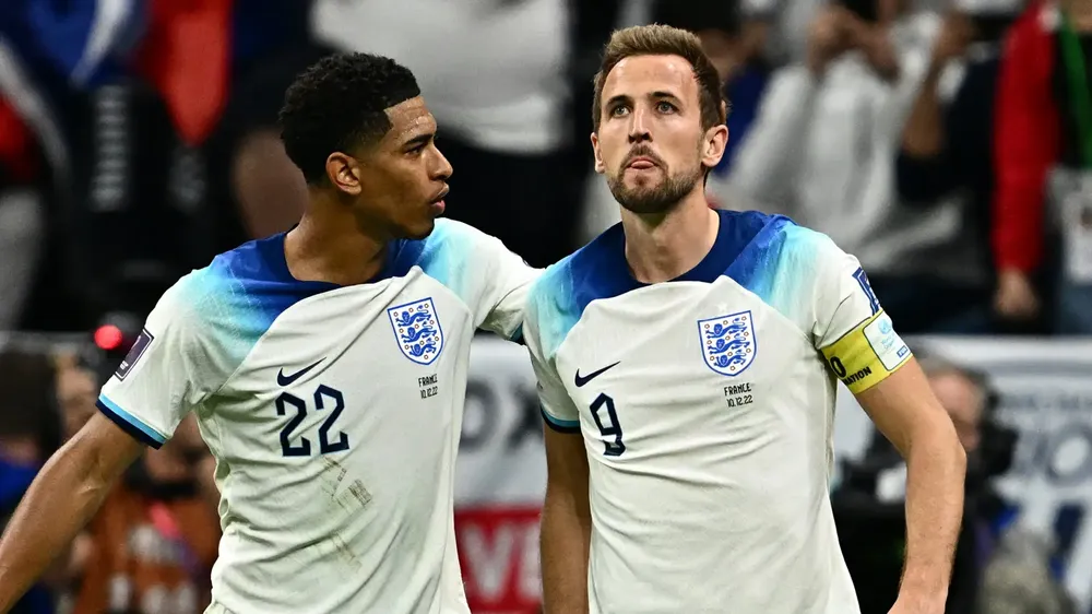 Đội trưởng Harry Kane và ngôi sao trẻ Bellingham là hai vị trí chủ chốt trên hàng công tuyển Anh. Ảnh: GETTY. hlv-southgate-khong-tin-vao-dem-cuoi-cua-doi-tuyen-anh (1).png