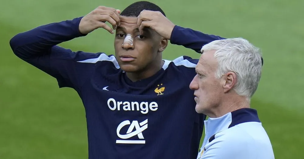 mbappe-that-vong-voi-chinh-minh (3).jpg