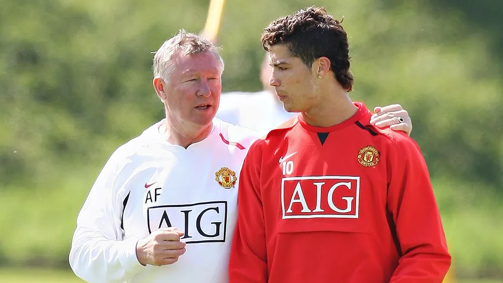 Thầy cũ Ferguson không tin Ronaldo đủ sức thi đấu ở World Cup 2026. Ảnh: GETTY. Ronaldo muốn thi đấu ở World Cup 2026