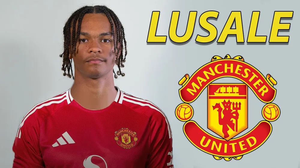 Thần đồng Lusale lọt vào tầm ngắm của Man United. Ảnh: GETTY. salah-tu-choi-khoac-ao-ai-cap-man-united-mua-than-dong-slovakia (2).jpg