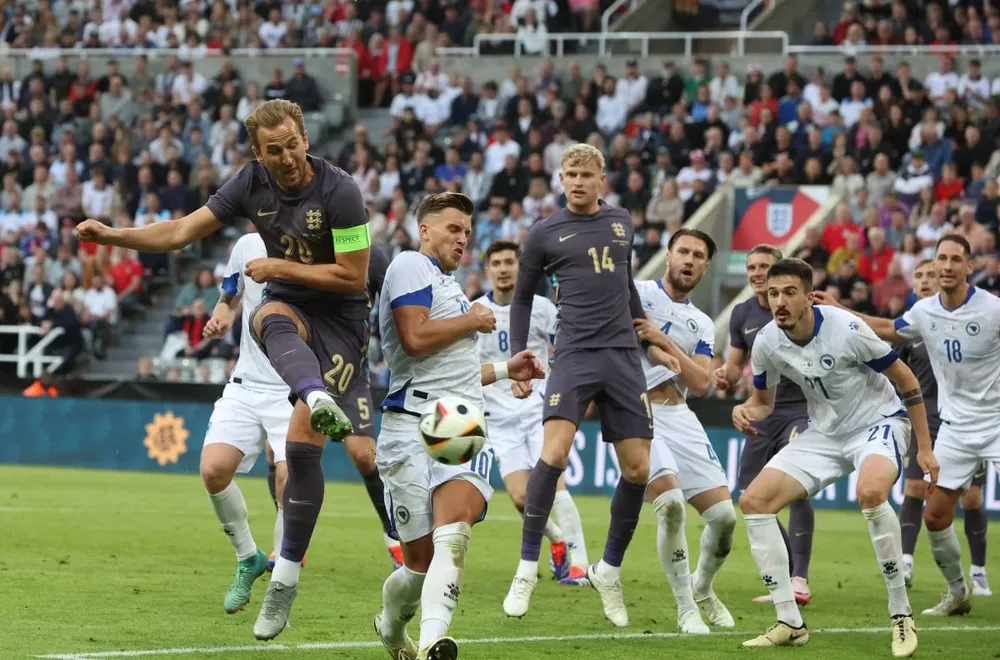 Harry Kane tiếp tục lĩnh xướng hàng công đội tuyển Anh. Ảnh: GETTY. doi-tuyen-anh-vo-dich-euro-bang-loi-choi-xau-xi-bellingham-bi-cam-1-tran (1).jpg