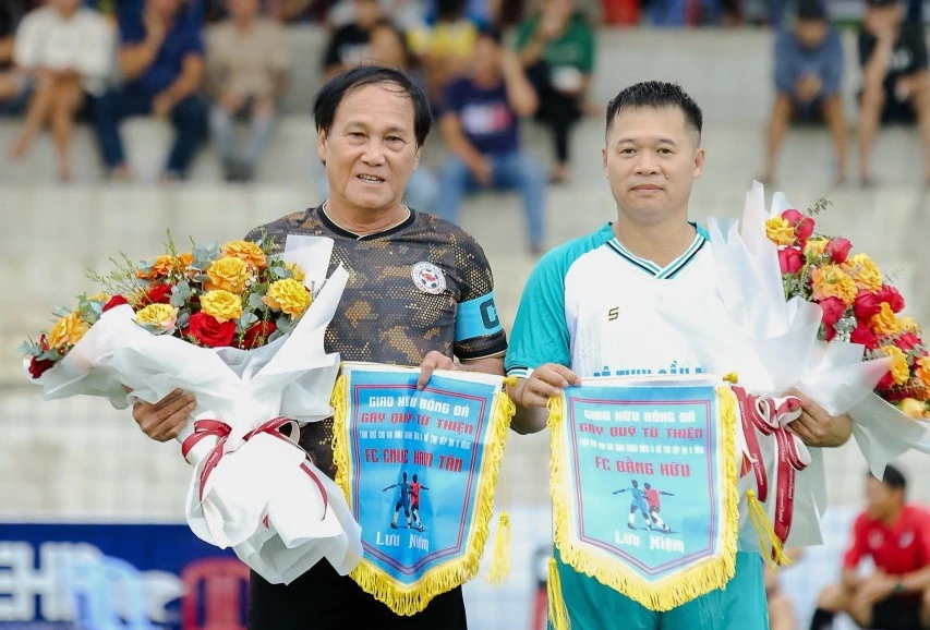 bong-da-lan-toa-yeu-thuong-o-huyen-ham-tan (13).jpg