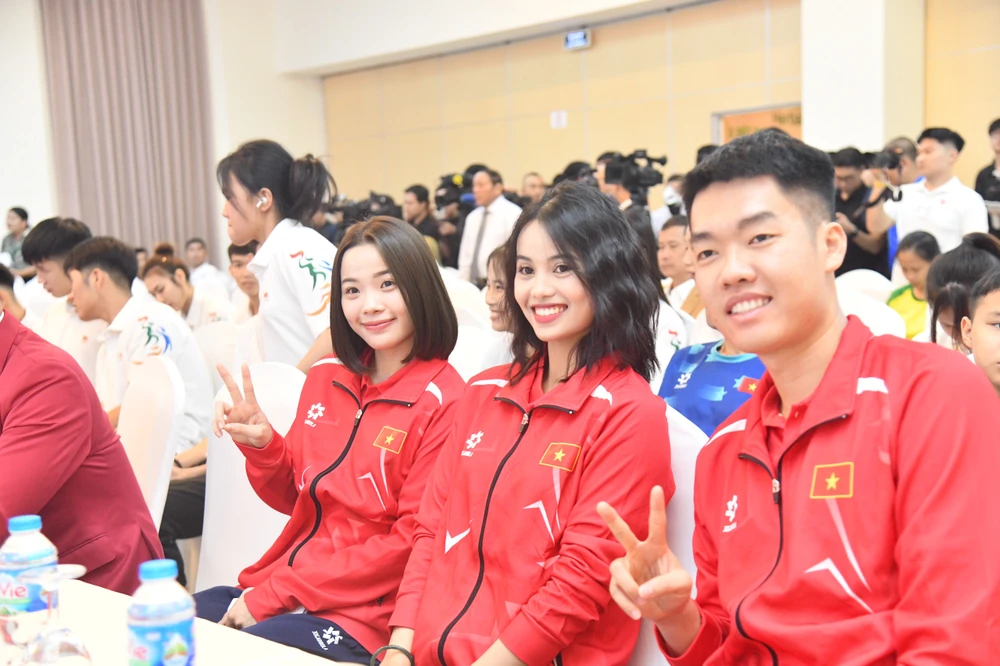 Các VĐV Việt Nam giành vé tham dự Olympic là một thành tích vượt bậc. Ảnh: ANH DUY. the-thao-vn-cho-huy-chuong-olympic-o-mon-ban-sung-ban-cung-cu-ta (2) - Copy.jpg