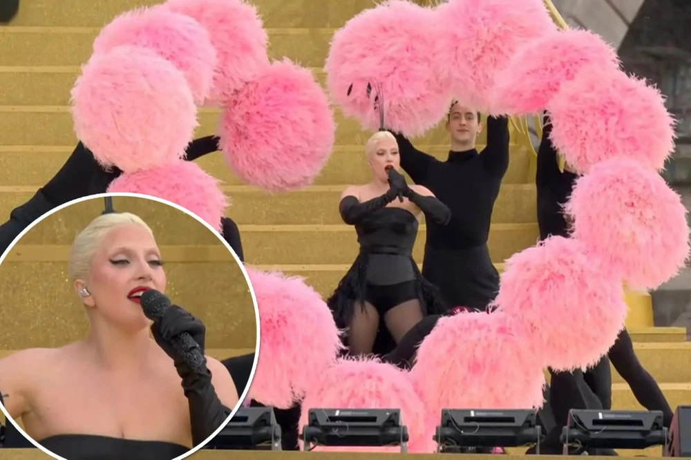 Lady Gaga với phong cách trình diễn "nổi loạn" đã khuấy động Lễ khai mạc Thế vận hội 2024. Ảnh: GETTY. danh-ca-celine-dion-va-cam-xuc-ve-moi-tinh-bi-tham-o-le-khai-mac-olympic-paris-2024 (5).jpg