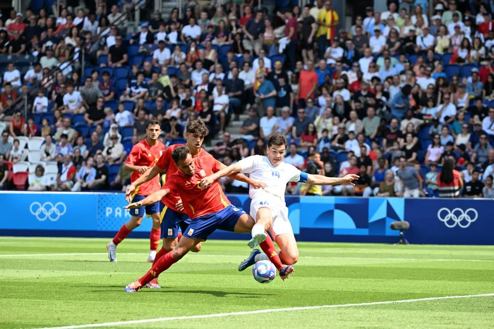 tay-ban-nha-rinh-rap-pha-ky-luc-cua-olympic-nhat-ban (3).jpg