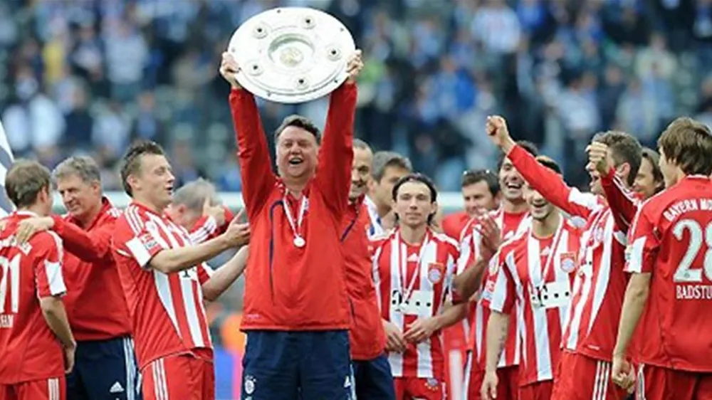 Chiến lược gia Louis Van Gaal từng vô địch Bundesliga với Hùm xám nước Đức. Ảnh: GETTY. bayern-munich-bat-ngo-moi-hlv-louis-van-gaal (3).jpg