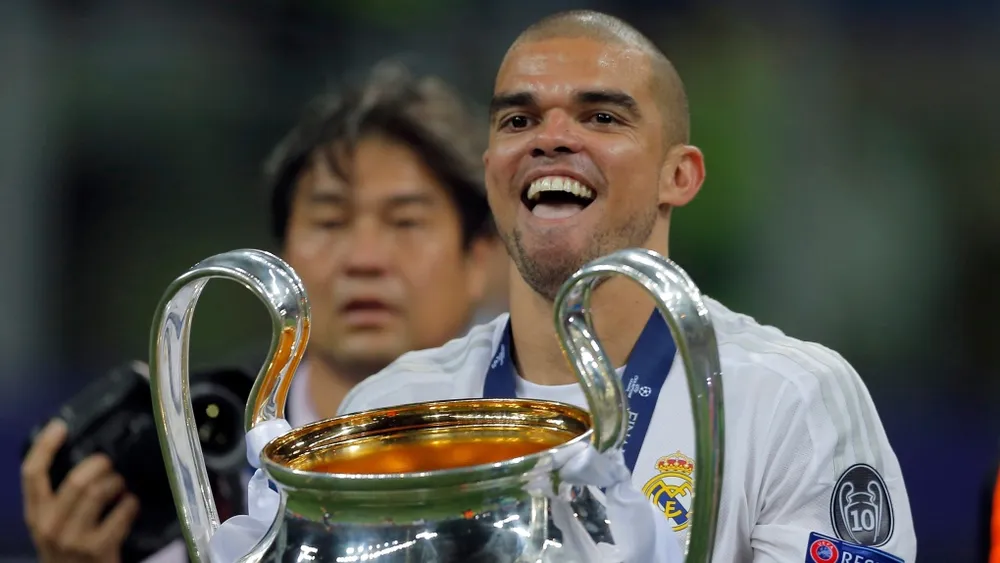 Ngôi sao người Bồ Đào Nha đã giành nhiều danh hiệu trong màu áo Real Madrid. Ảnh: GETTY. sieu-sao-ronaldo-gui-loi-tri-an-xuc-dong-khi-trung-ve-pepe-treo-giay (2).jpg