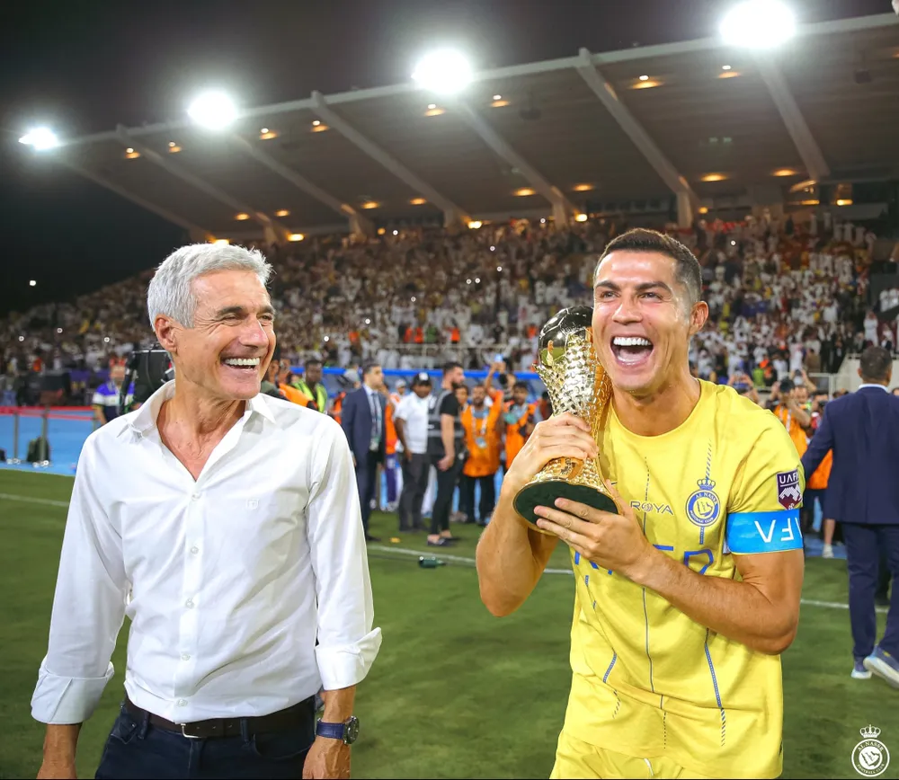 HLV Luis Castro không may mắn ở loạt trận giao hữu tiền mùa giải Saudi Pro League một phần vì thiếu Ronaldo. Ảnh: GETTY. CLB Al Nassr
