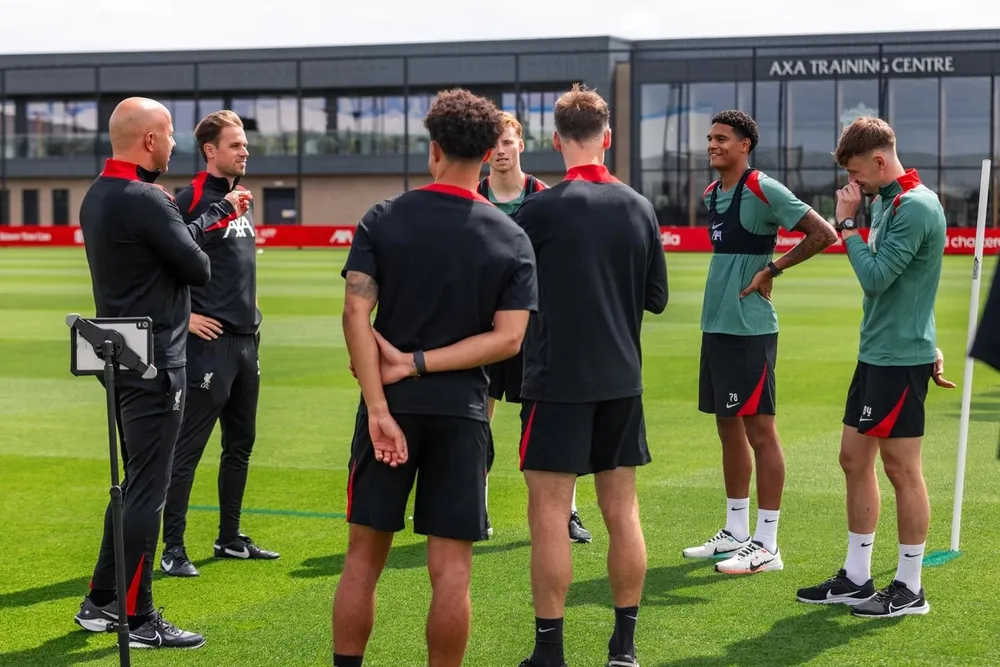 Tân HLV của Liverpool