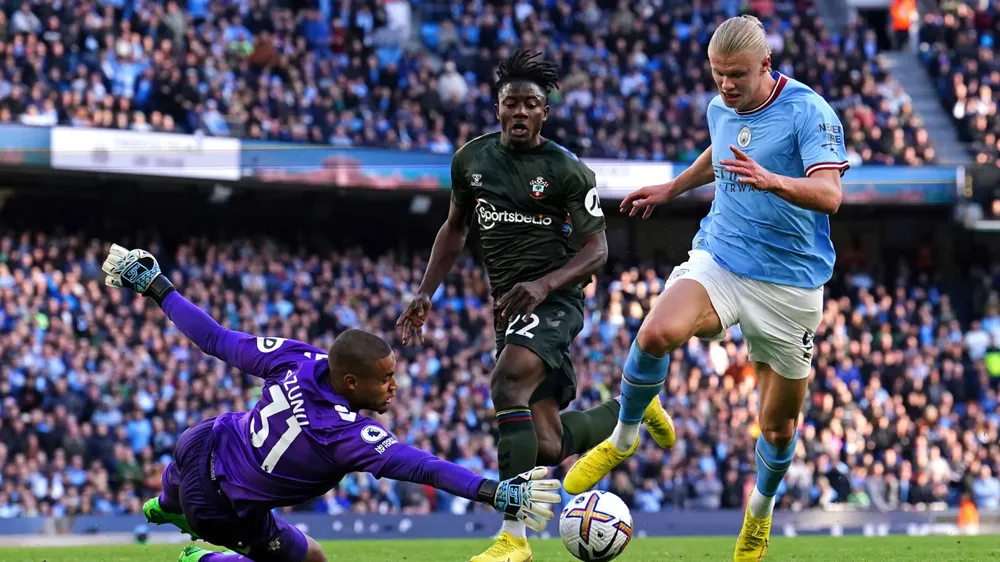Haaland dẫn đầu hàng công Man City đụng độ Chelsea ở trận đầu tiên mùa giải Ngoại hạng Anh. Ảnh: GETTY. man-united-khoi-dong-mua-giai-ngoai-hang-anh (4).jpg