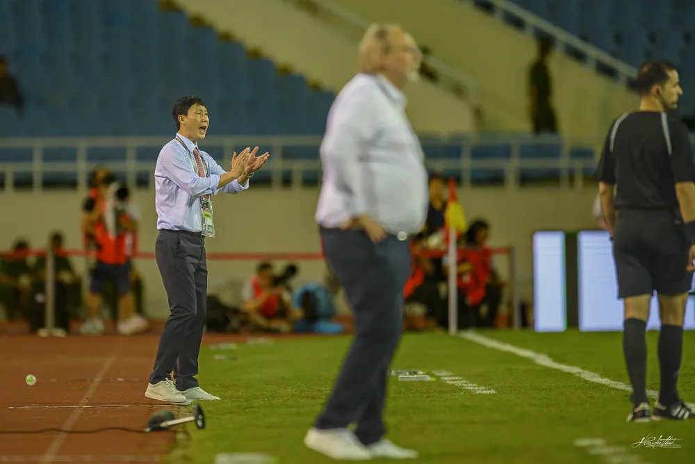Do không có nhiều thời gian và V-League chưa khởi tranh nên HLV Kim Sang-sik chỉ còn cách duy nhất là tin dùng những gương mặt cũ cho tuyển quốc gia. Ảnh: ANH THỊNH. HLV Kim Sang-sik