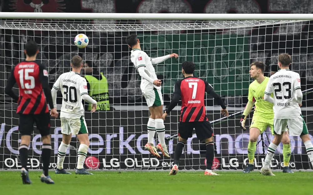 Chủ nhà Borussia Monchengladbach dễ trở thành "nạn nhân" của thầy trò Alonso trong trận khai cuộc giải vô địch quốc gia Đức. Ảnh: GETTY. khai-cuoc-bundesliga-thay-tro-alonso-de-thang-dam (4).jpg