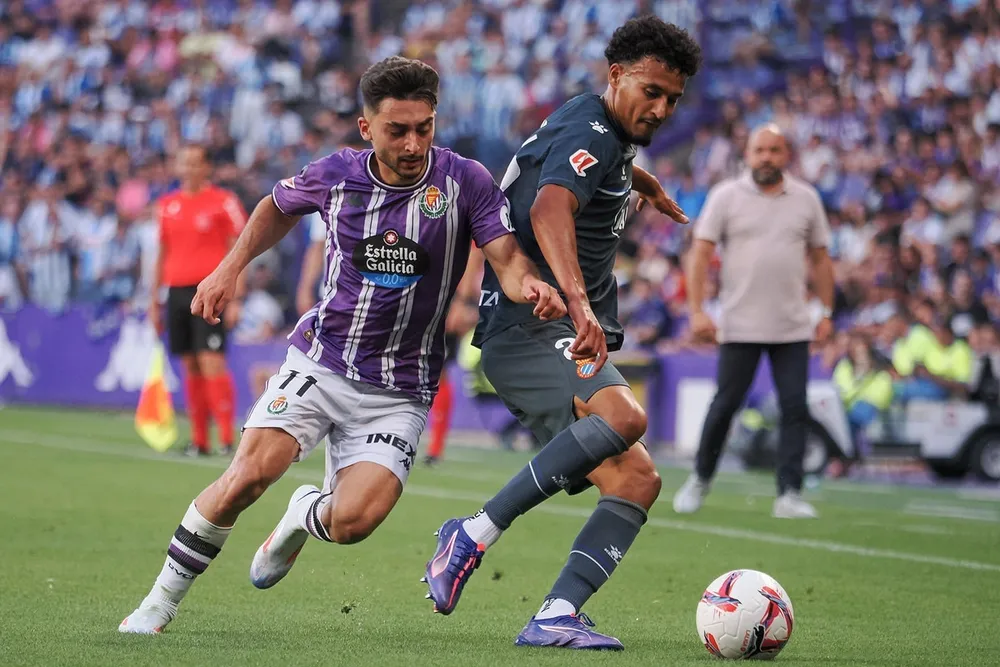 Real Valladolid có 3 điểm ở trận khai cuộc giải vô địch Tây Ban Nha. Ảnh: GETTY. clb-real-madrid-giai-han-voi-keo-thom-valladolid-va-ban-thang-dau-cho-mbappe (3).jpg