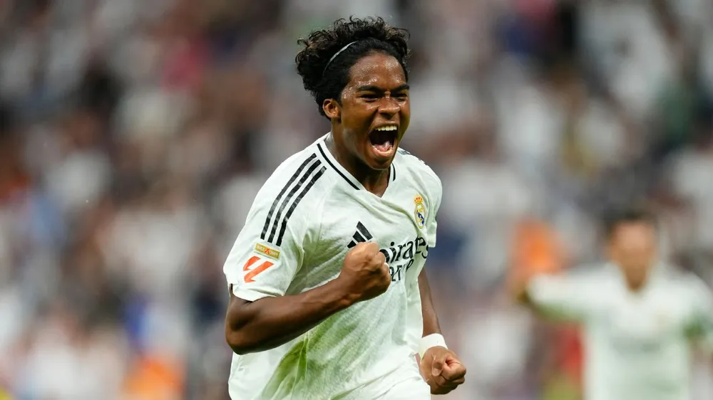 Tiểu tướng Endrick là cầu thủ nước ngoài trẻ nhất ghi bàn cho Real trong lịch sử La Liga. Ảnh: GETTY. hlv-ancelotti-noi-dieu-bat-ngo-ve-sieu-sao-mbappe (1).jpg