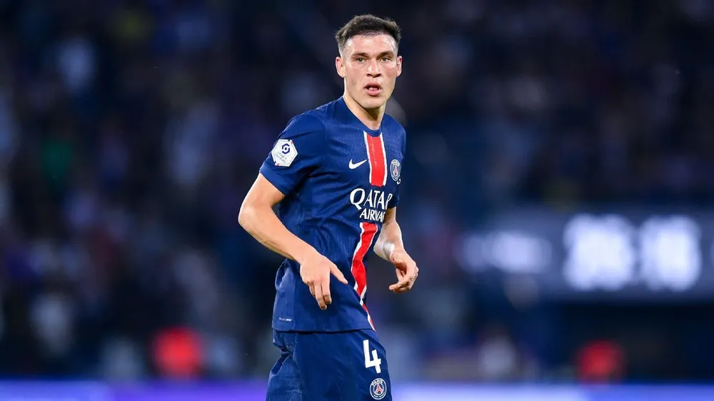 Ugarte gia nhập MU với giá 60 triệu euro đã tính phụ phí. Ảnh: GETTY. CLB Man United