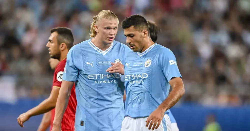 Haaland và Rodri cùng có tên trong danh sách rút gọn cho giải thưởng cá nhân danh giá. Ảnh: GETTY. pep-guardiola-chon-rodri-gianh-qua-bong-vang (2).jpg