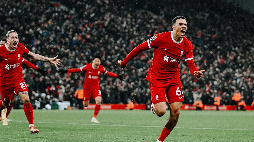 Đội phó của Liverpool chưa gia hạn hợp đồng với CLB. Ảnh: GETTY. hau-ve-arnold-san-sang-roi-liverpool-tim-duong-ve-real (2).jpg
