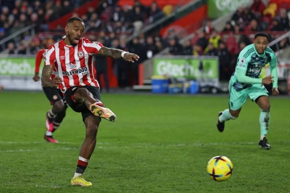 Tuyển thủ Anh Toney đã chuyển sang chơi bóng ở Saudi Arabia dù anh muốn đá tại Premier League để giành các danh hiệu lớn. Ảnh: GETTY. tuyen-thu-anh-bi-loai-khoi-danh-sach-chuyen-nhuong-cua-mu-vi-mot-diem-yeu (2).jpg