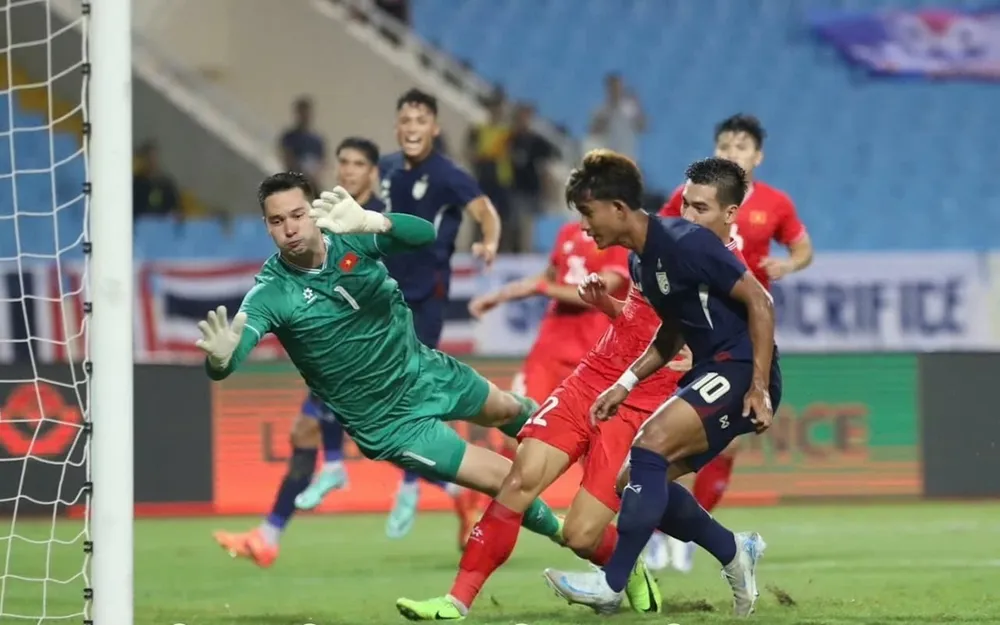 Sau trận thua Thái Lan 1-2 gần nhất, đội tuyển Việt Nam mong mỏi có chiến thắng giải hạn khi tiếp Ấn Độ vào ngày 12-10. Ảnh: AN. HLV Kim Sang-sik