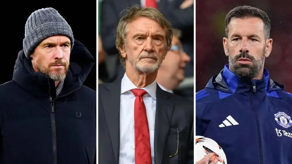 man-united-hop-khan-trong-khi-hlv-ten-hag-di-nghi-mat (3).jpg