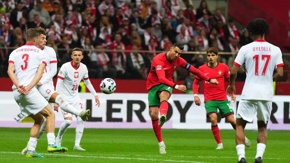 Ronaldo lại ghi bàn ở trận gặp Ba Lan, nâng tổng số bàn thắng cho Bồ Đào Nha lên con số 133. Ảnh: GETTY. Bồ Đào Nha