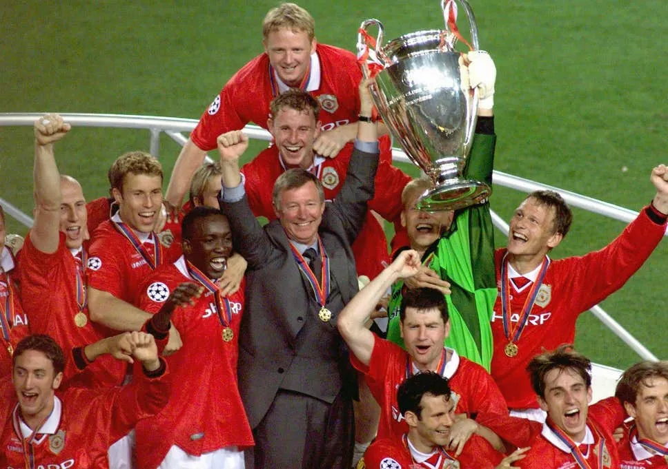 Ông thầy người Scotland đã mang về nhiều thành tựu cho Manchester United. Ảnh: GETTY. de-nghi-tao-bao-cho-sir-alex-ferguson-sau-khi-bi-mu-loai-bo (2).jpg