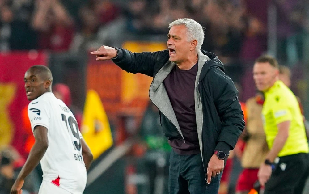 doi-hinh-manh-nhat-cua-mourinho-cham-tran-doi-bong-cu-man-united (3).jpg