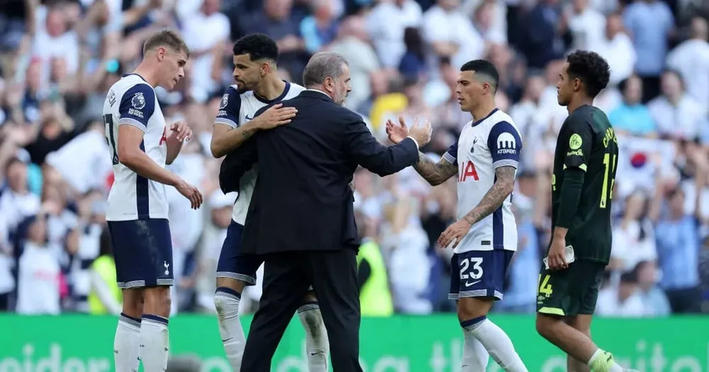 tottenham-thua-thang-xong-len-vui-dap-alkmaar (1).jpg