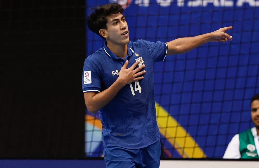 futsal-viet-nam-va-mong-soan-ngoi-thai-lan (1).jpg