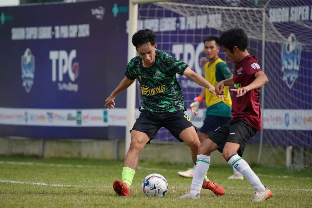 duong-kim-a-quan-bat-ngo-thua-tran-mo-man-saigon-super-league (1(3)).jpg