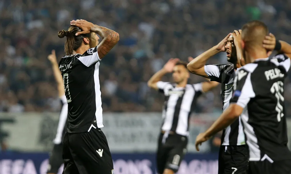 tran-cuoi-cua-ruud-van-nistelrooy (2).jpg