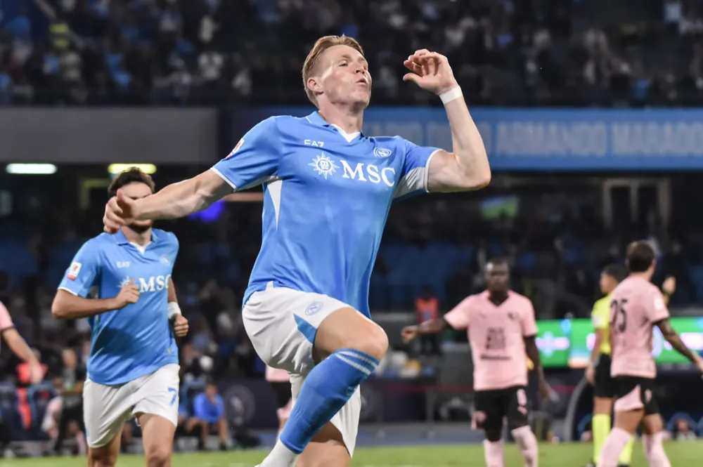 sao-man-united-khong-hoi-tiec-khi-tu-bo-old-trafford (3).jpg