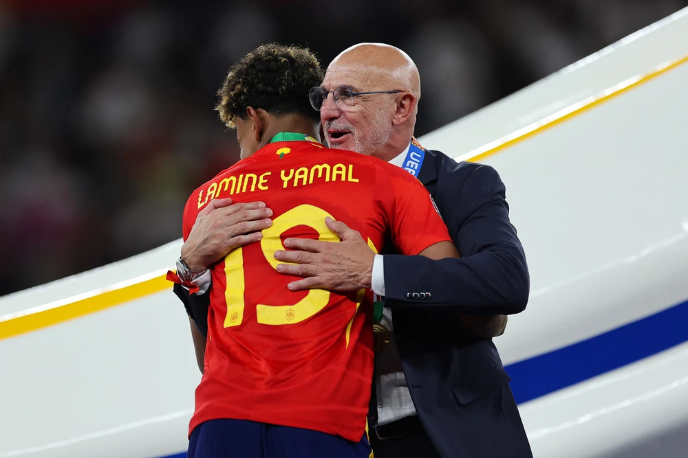 barca-tu-choi-ban-tai-nang-tre-yamal-voi-gia-cao-ngat-nguong (1).jpg